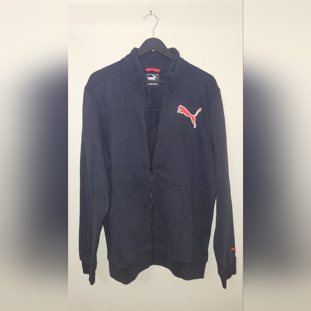 Men's Black Puma Jacket size Large Style # 592230 super soft